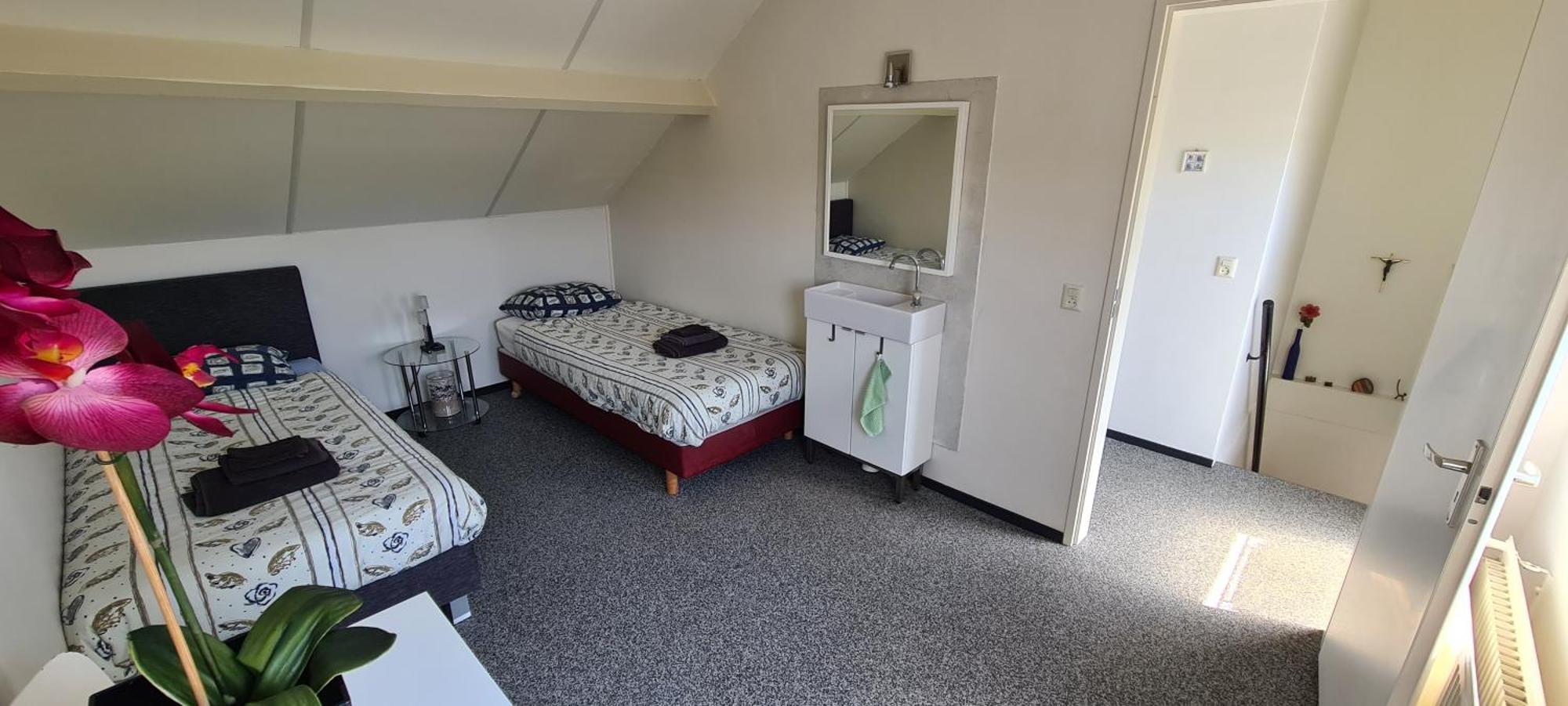 Roos Guesthouse Holiday Appartements Valkenburg aan de Geul Chambre photo
